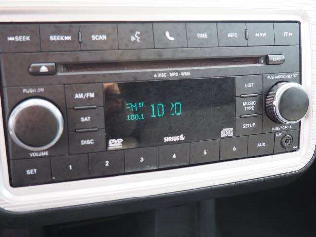 Dodge Journey 2010 photo 3